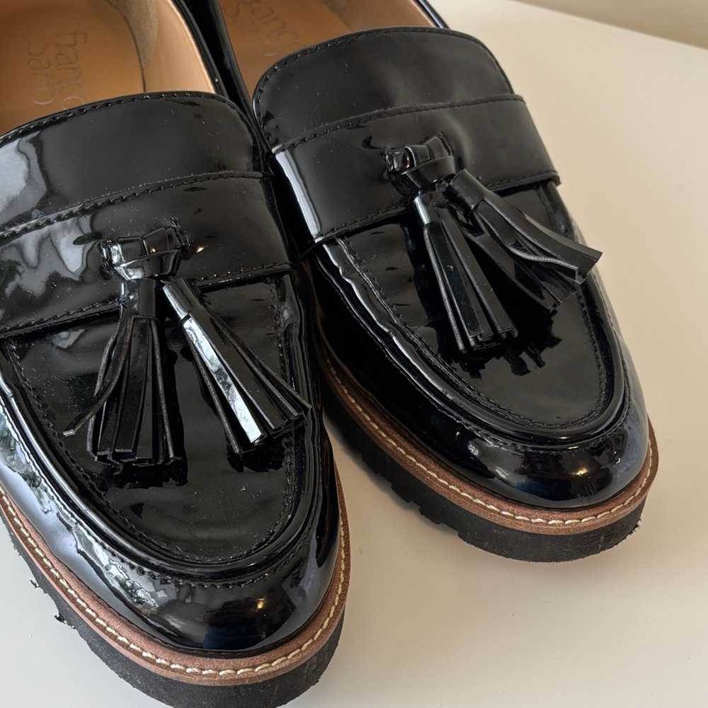 Franco Sarto L-Carolyn Women's Black Patent Tassel Loafers 06897 Size 9 EUC - Picture 14 of 14